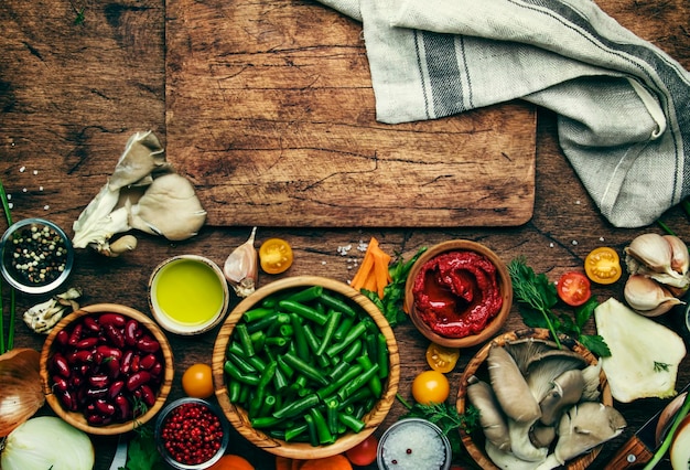 Ingrediente proaspete pe masă